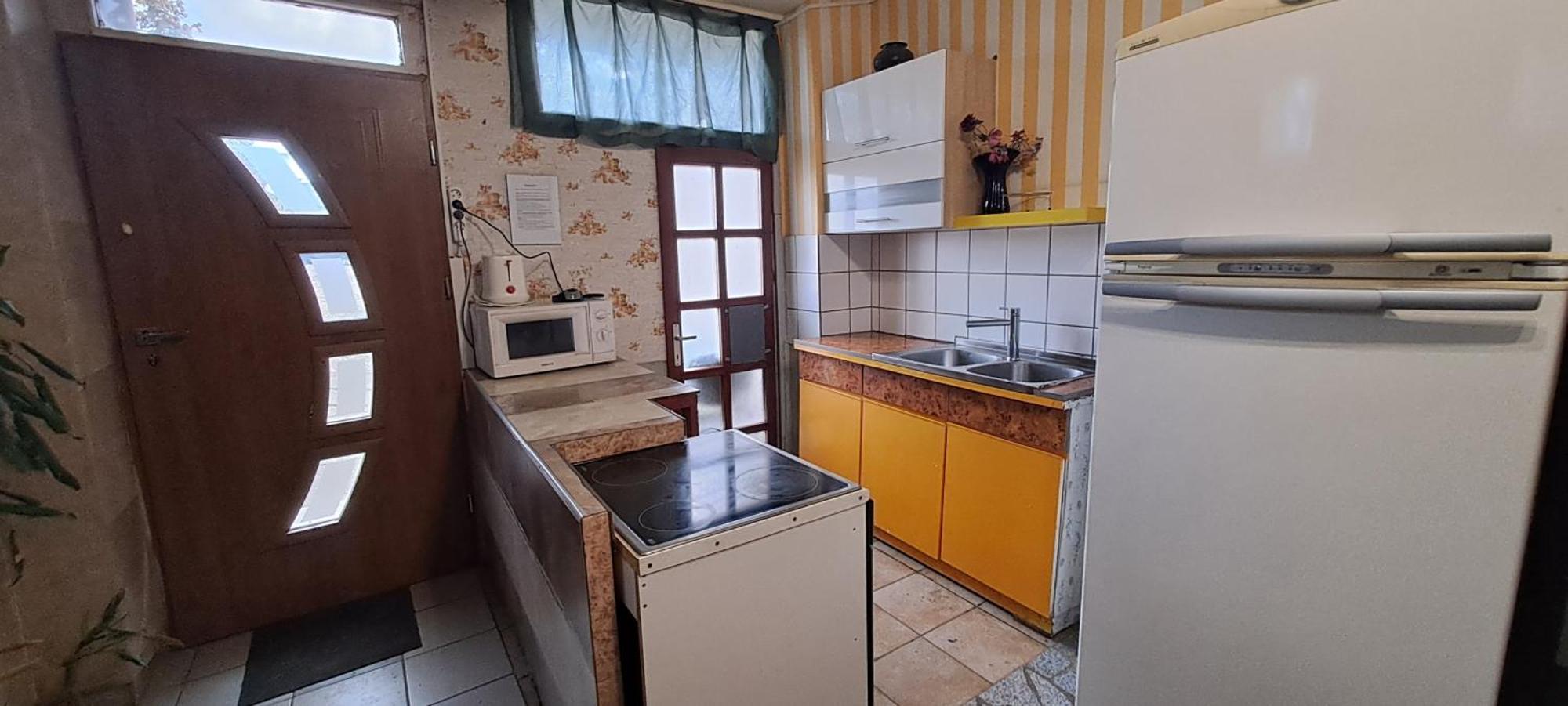 Sárkány Lak Diosd Exterior foto